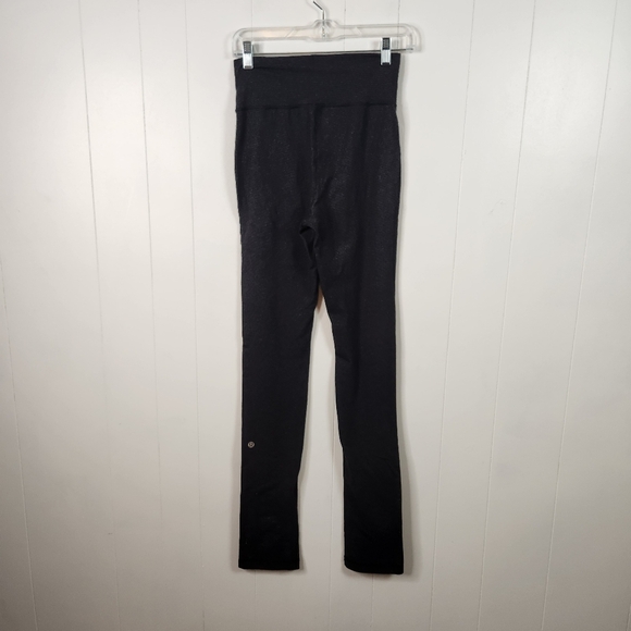 Lululemon Gray Leggings Pants Pockets Size 4 Activewear Yoga Gym Workout Active - Picture 6 of 8